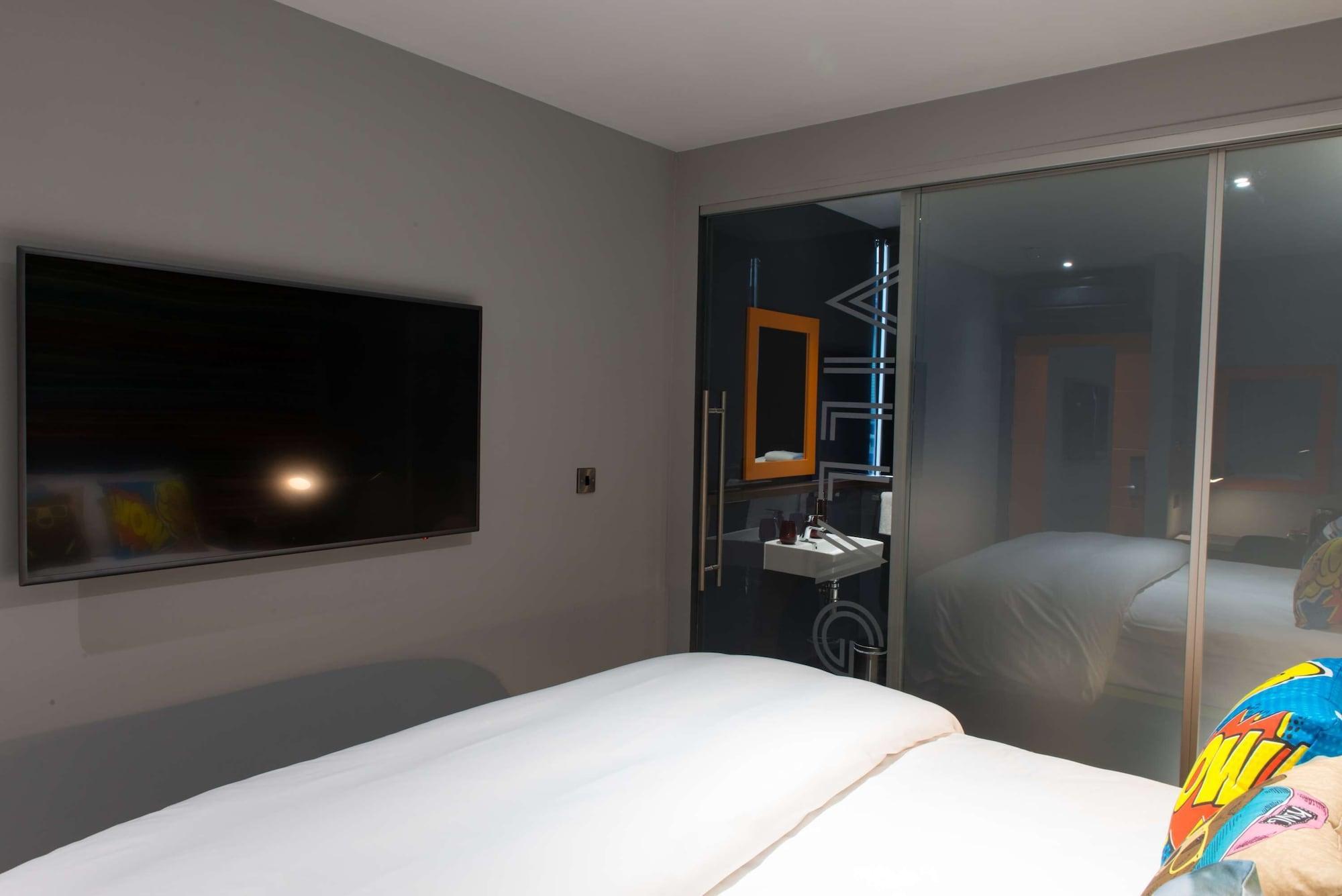 Village Hotel Портцмаус Экстерьер фото
